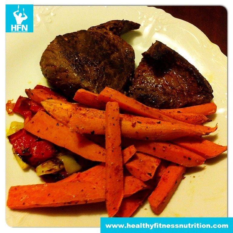 Steak mit Süßkartoffeln und Paprika Rezept